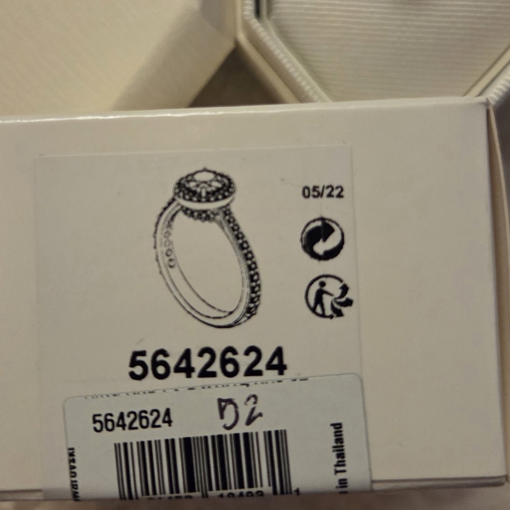 Swarovski Constella Cocktail Ring White Rhodium Plated Size 52 5642624 - Picture 14 of 16